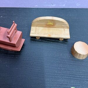 Bandai 1986/1997 Teddy Bear Story 3 pieces Wooden Bench